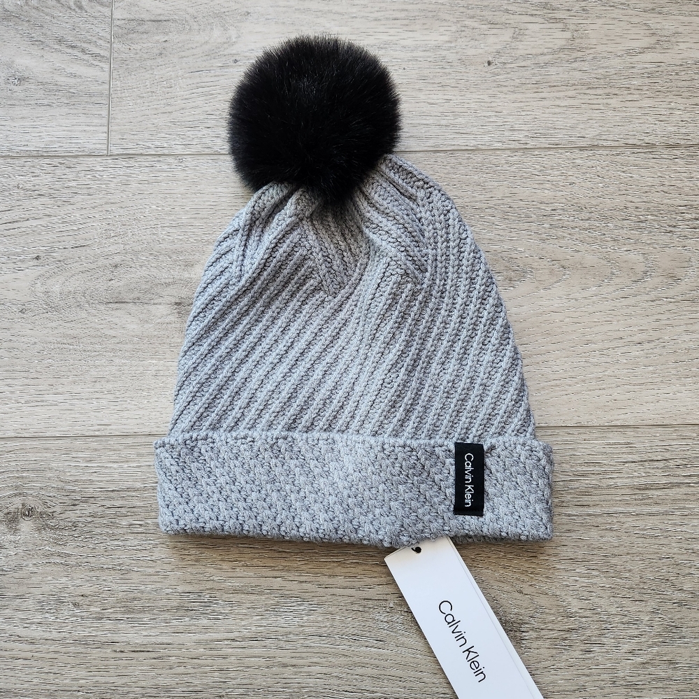 Calvin Klein Gray Black Knit Winter Hat Beanie Unisex One Size Faux Fur